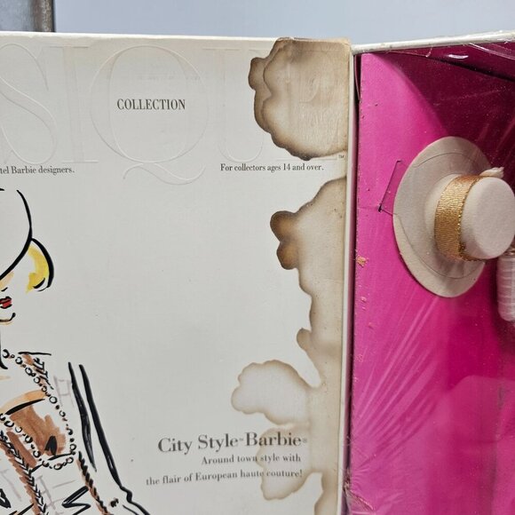 City Style Barbie Doll In Original Box European Haute Couture READ ME - Picture 2 of 11